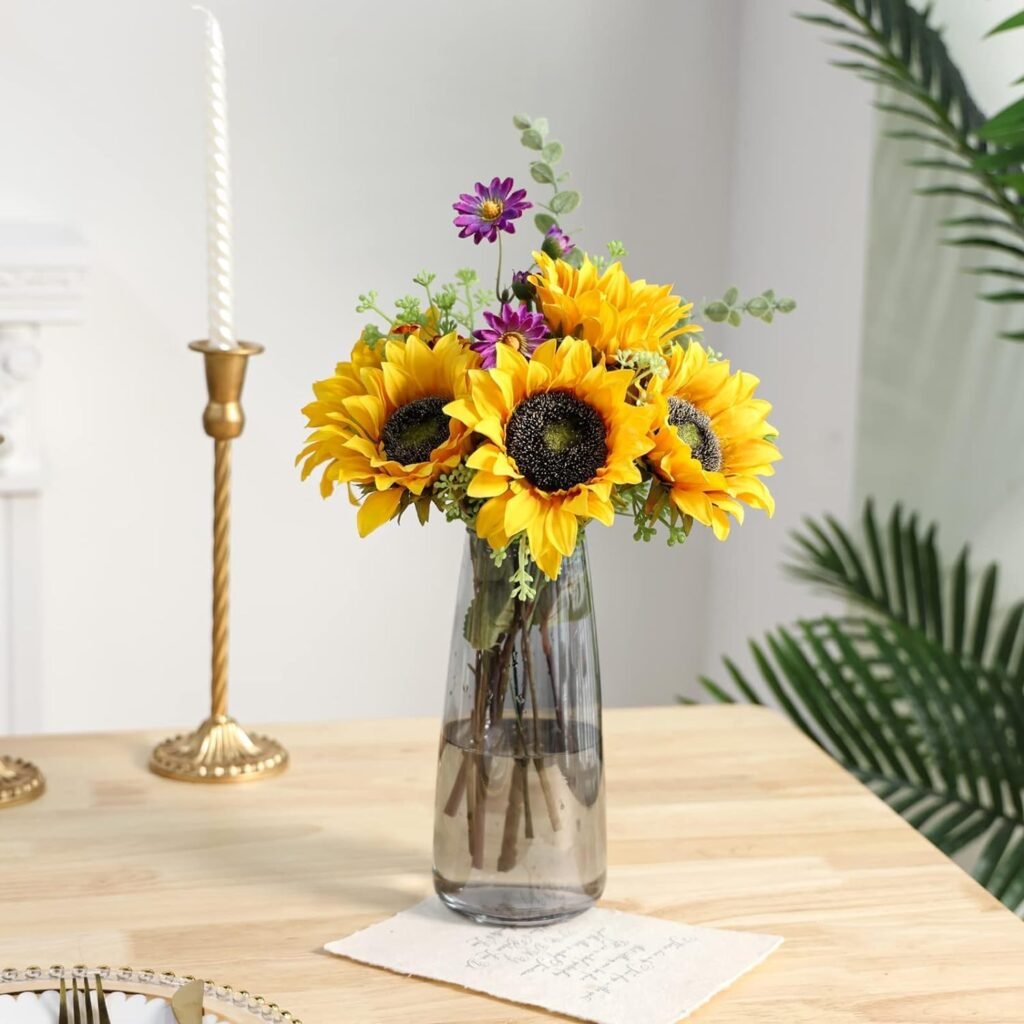 Decorative glass Vase for Flowers and plants modern luster fininsh Black